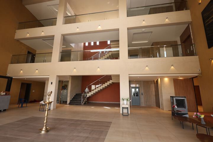 Hotel Interior 7 of 77