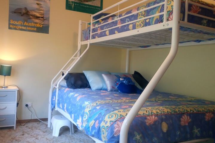 Room 5 of 36
