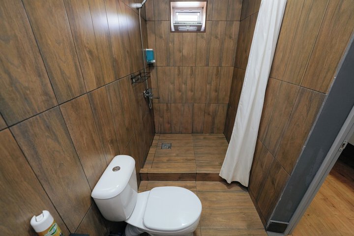 Room 17 of 22