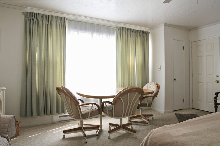 Room 26 of 56