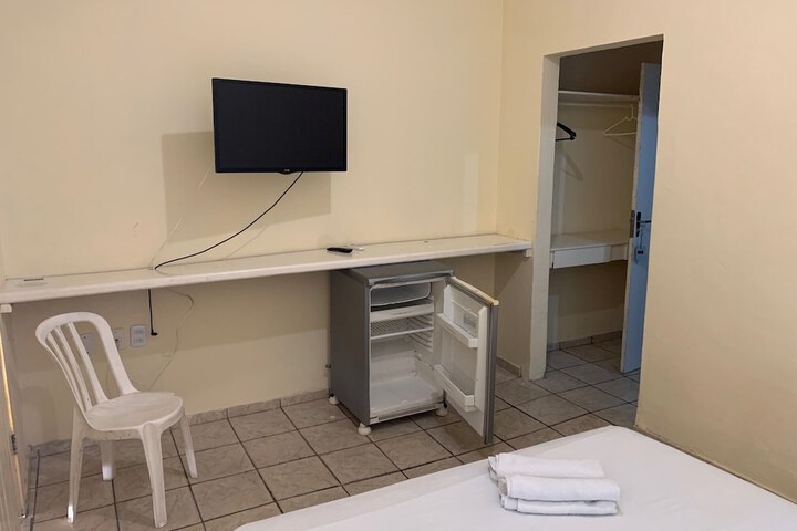 Room 11 of 29
