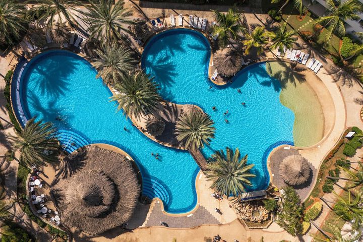 Pools & Facilities