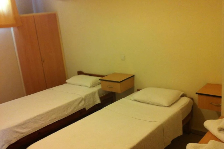 Room 2 of 14