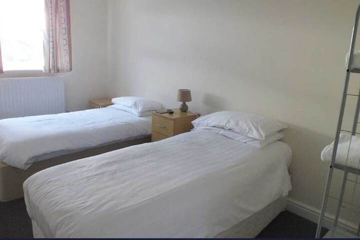Room 18 of 50