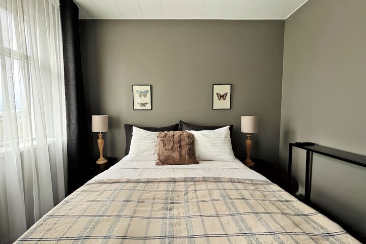 Room 34 of 64