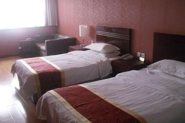 Room 5 of 5