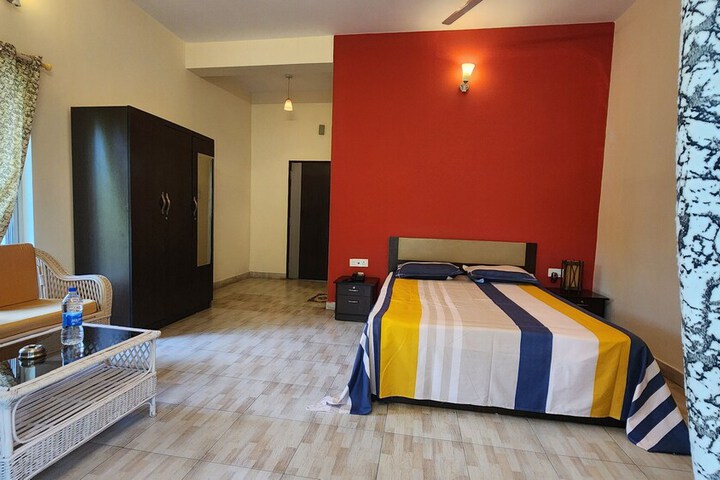 Room 4 of 71