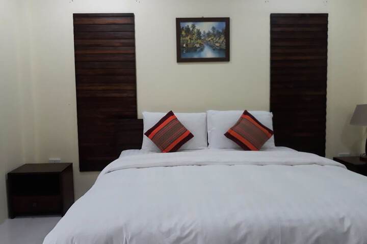Room 2 of 24