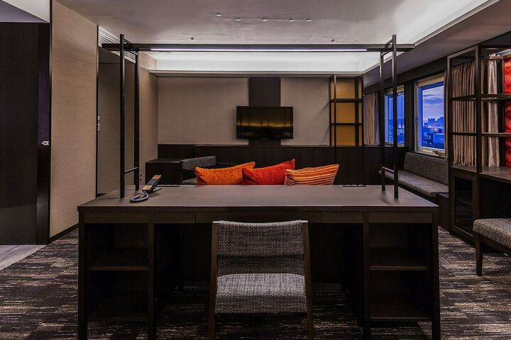 Room 12 of 54