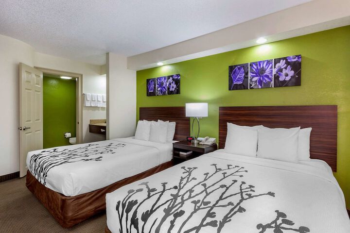 2 Double Beds (11 of 19)