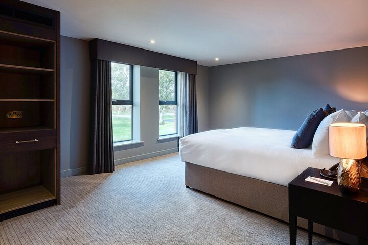 Room 5 of 36