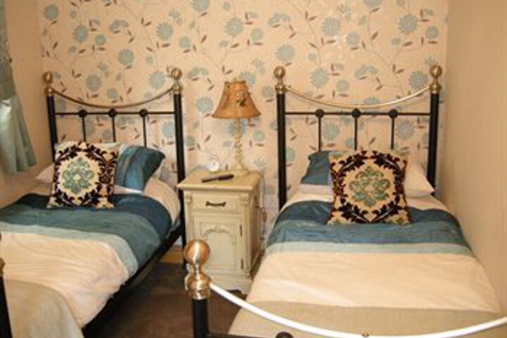 Room 12 of 13