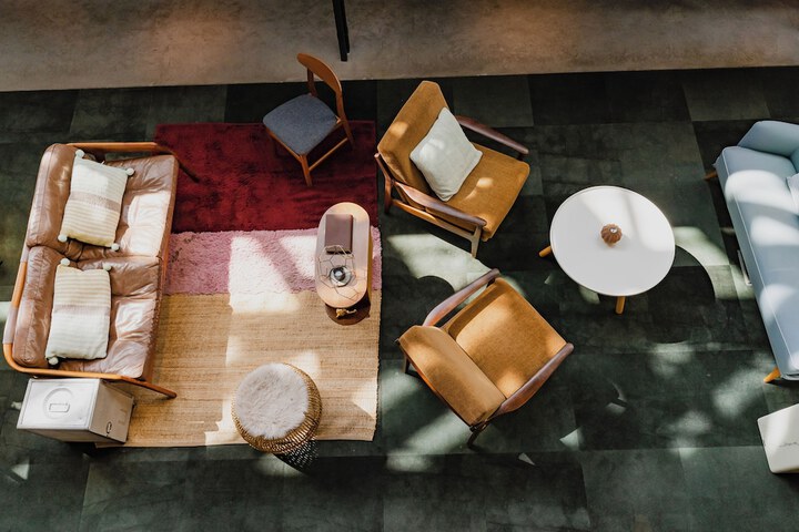Guest Lobby