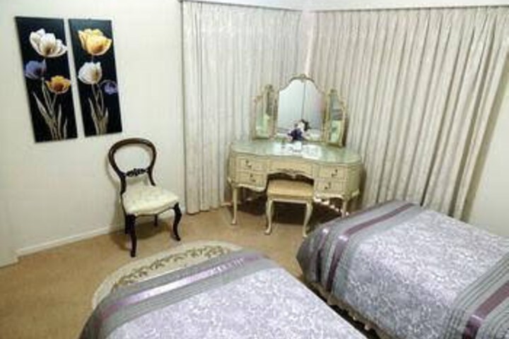 Hotel Exterior 7 of 23