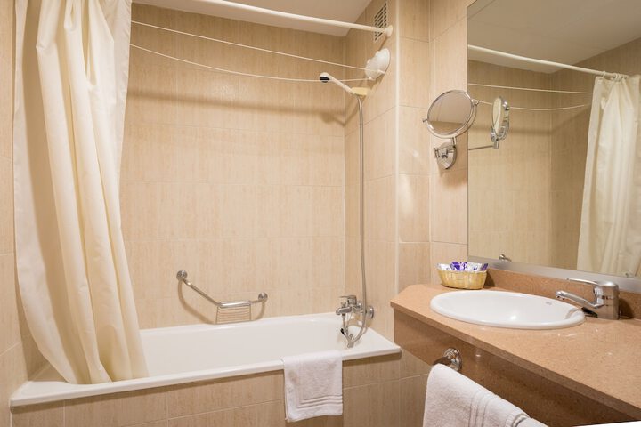 Clean Restrooms