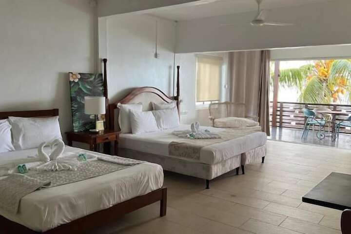 Room 4 of 52