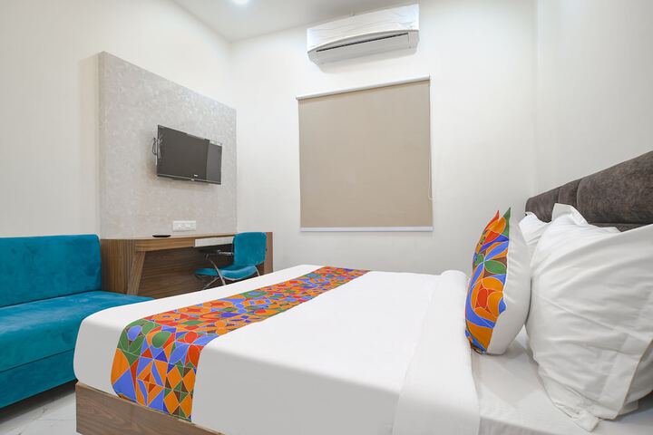 Room 20 of 30