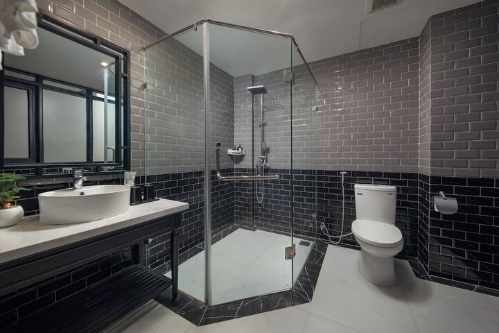 Bathroom Interior Photo