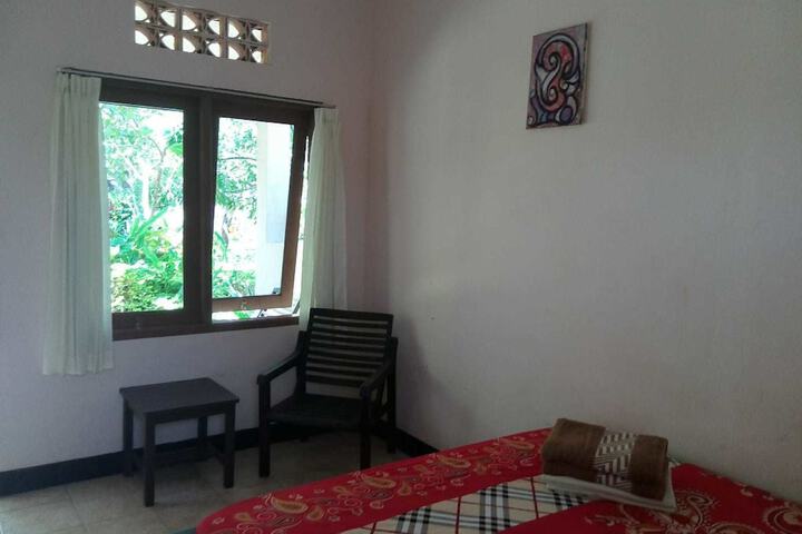 Room 6 of 52
