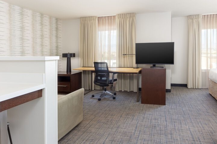 Room 4 of 36