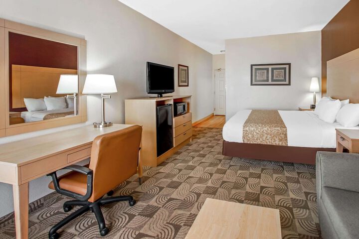 Room 18 of 42