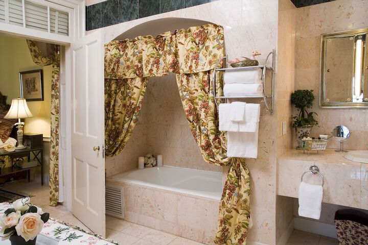 Bathroom Interior Photo