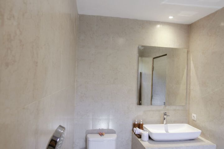 Room 20 of 42