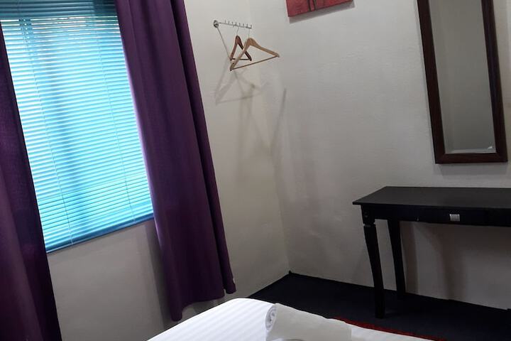 Room 13 of 15