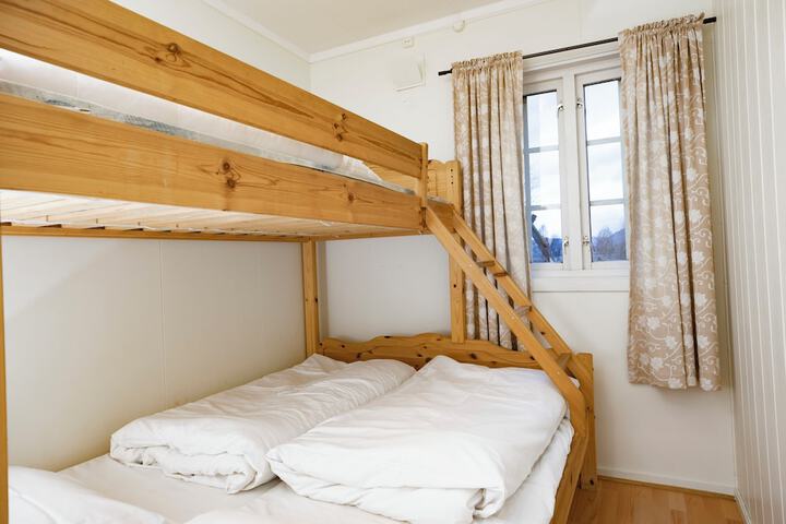 Room 3 of 46