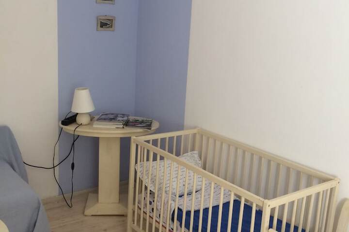 Room 35 of 91