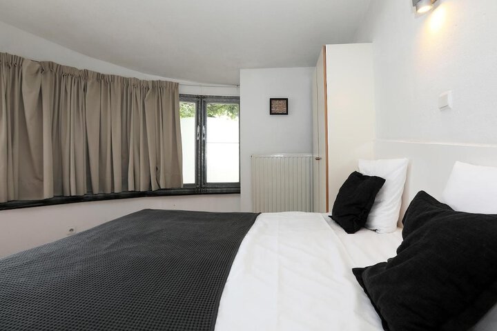 Room 25 of 67