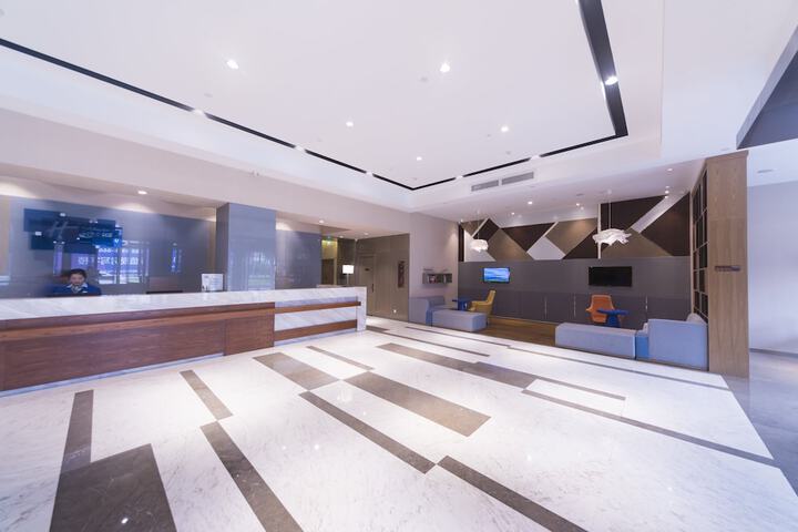 Hotel 18 of 18