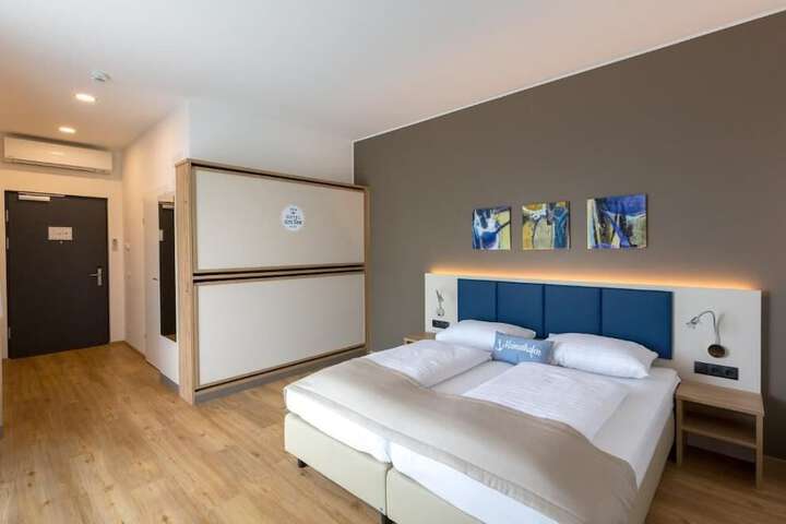 Room 5 of 45