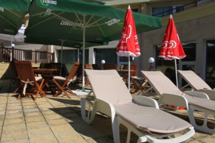 Terrace/Patio 18 of 19