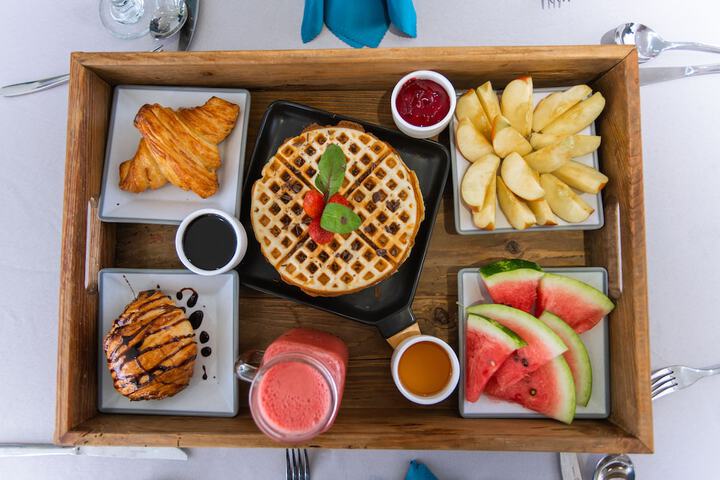 Breakfast/Coffee Service 26 of 33