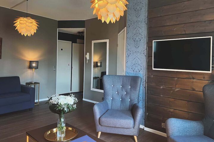 Room 17 of 48