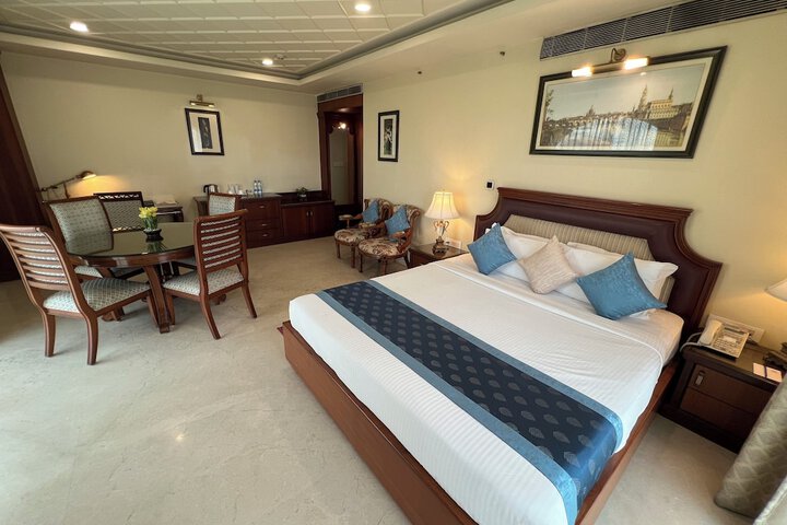 Room 25 of 164
