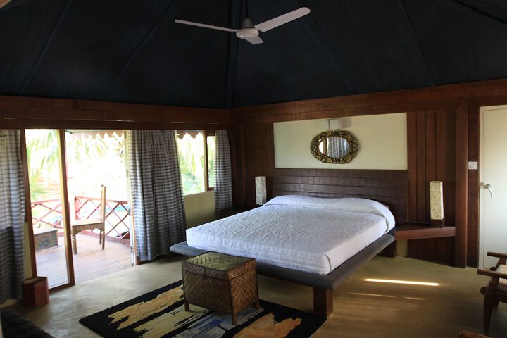 Room 10 of 30