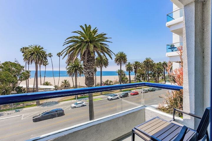 Beach/ocean view