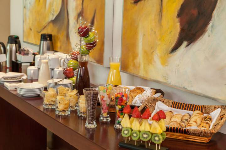 Breakfast/Coffee Service 7 of 18