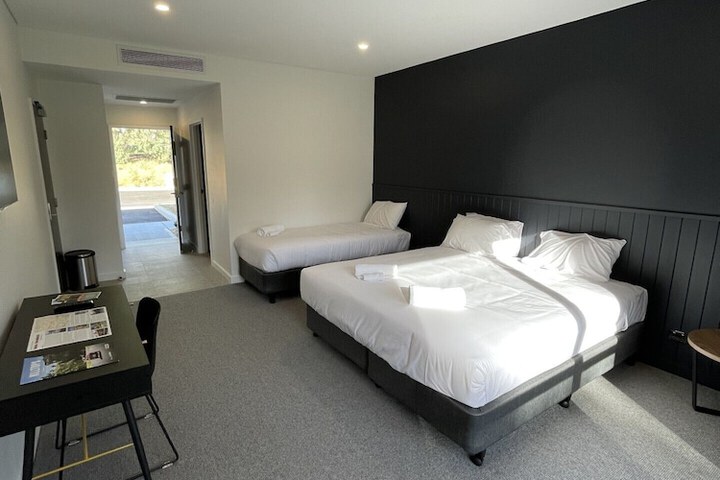 Room 21 of 36