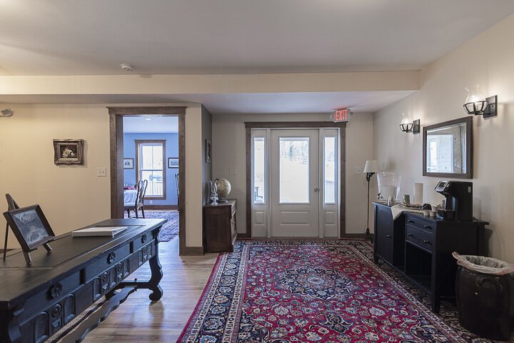 Hotel Interior 5 of 27