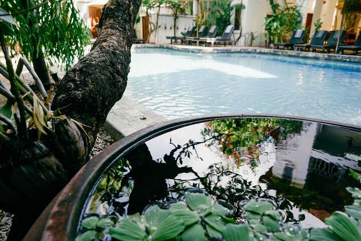 Pool 61 of 94