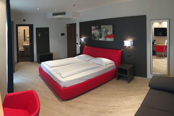Room 18 of 69