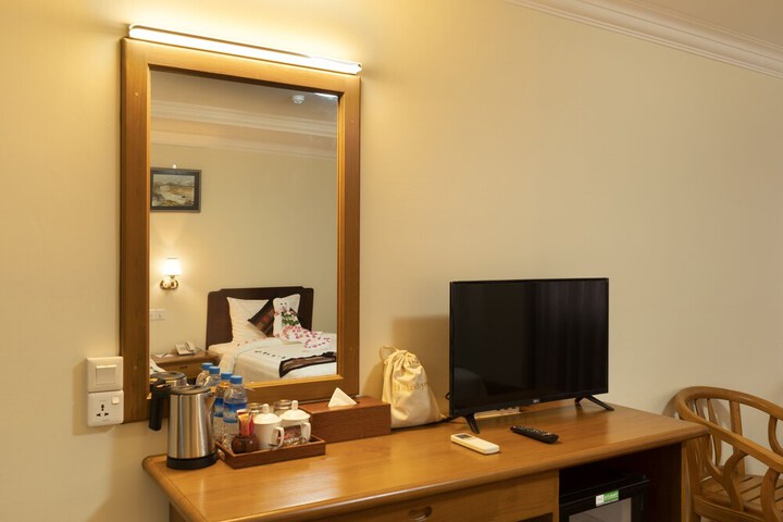 Room 6 of 29