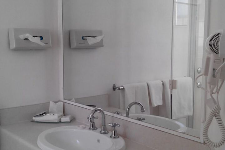 Room 45 of 68
