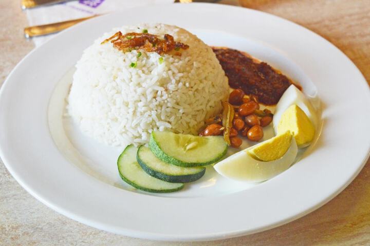 Dining Photos