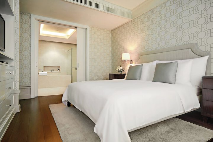 Room 45 of 152