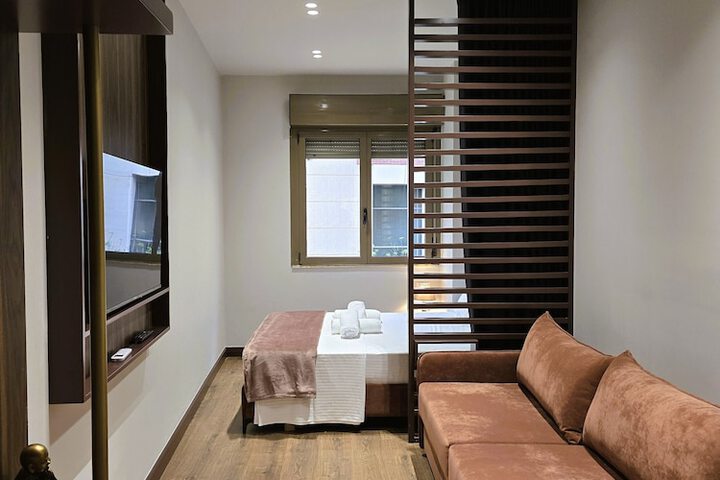 Room 13 of 51