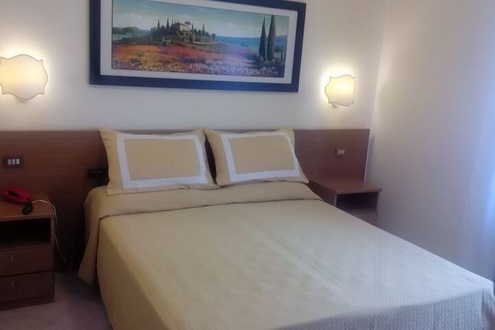 Room 10 of 45